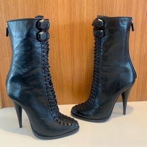 GIVENCHY Authentic Corset Lace Up Black Soft Leather Stiletto Boots